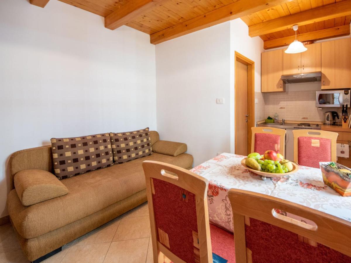 Apartment Kristijan By Interhome Brseč المظهر الخارجي الصورة