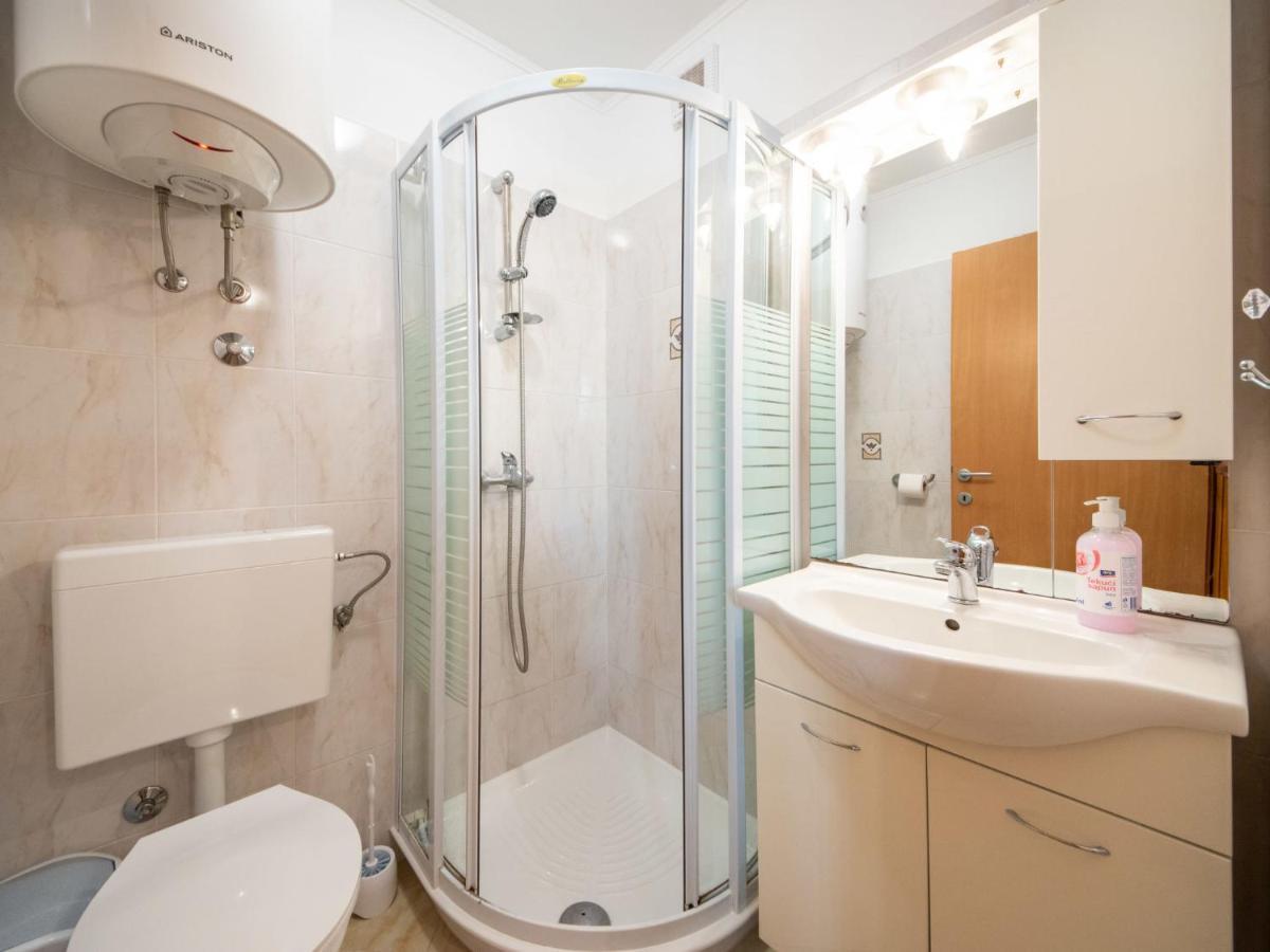 Apartment Kristijan By Interhome Brseč المظهر الخارجي الصورة
